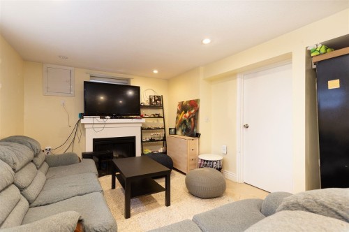 2565 Park Drive, Abbotsford, BC 