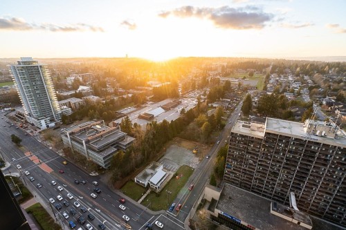 3003-13615 Fraser Highway, Surrey, BC 