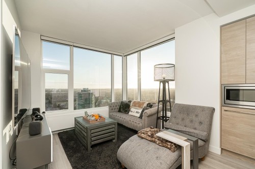 3003-13615 Fraser Highway, Surrey, BC 