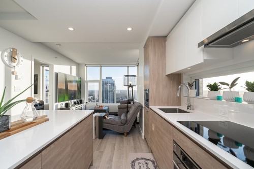 3003-13615 Fraser Highway, Surrey, BC 