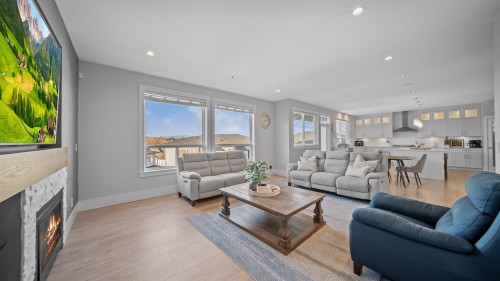 14551 61 Avenue, Surrey, BC 