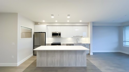 304-20061 Fraser Highway  Langley, BC V3A 0R4