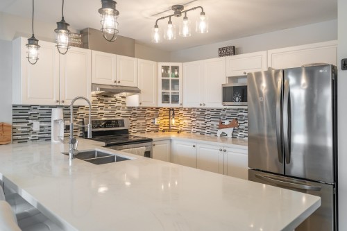 408-6390 196 Street  Langley, BC V2Y 1J2