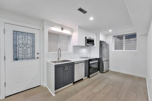 15100 61 Avenue, Surrey, BC 