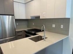 209-13788 76 Avenue  Surrey, BC V3W 3V9