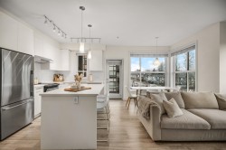 415-7809 209 Street  Langley, BC V2Y 3N6