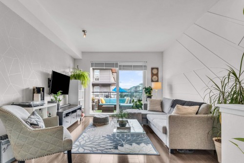 30-16223 23a Avenue  Surrey, BC V3Z 6P4