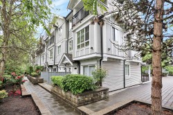 40-13239 Old Yale Road  Surrey, BC V3T 3C5