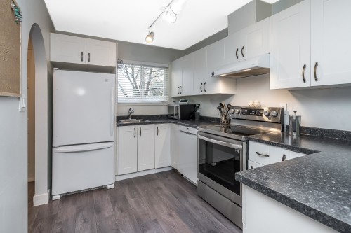 5-20591 51a Avenue  Langley, BC V3A 7A4