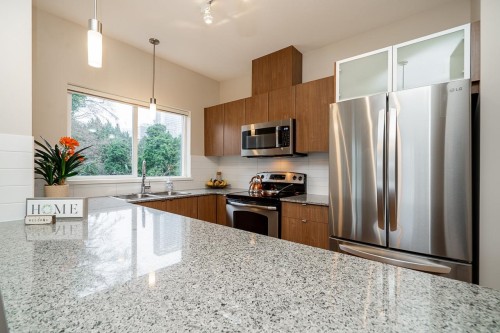 319-9655 King George Boulevard  Surrey, BC V3T 0C7