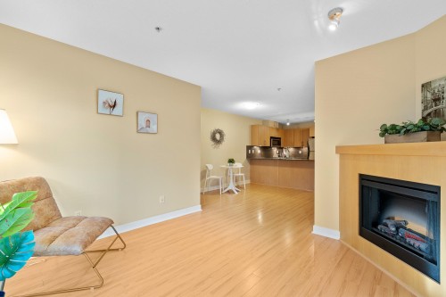 D111-8929 202 Street, Langley, BC 