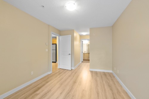 D111-8929 202 Street, Langley, BC 