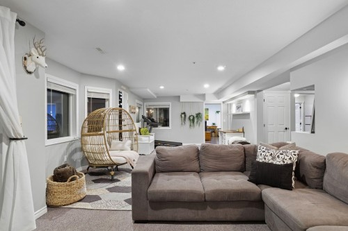 35993 Eaglecrest Place, Abbotsford, BC 