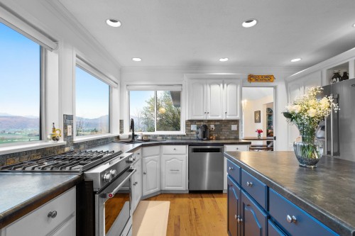 35993 Eaglecrest Place, Abbotsford, BC 