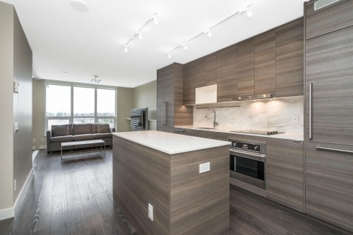 1709-13398 104 Avenue  Surrey, BC V3T 1V6