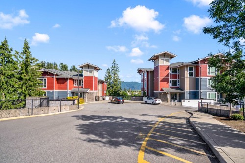 204-2238 Whatcom Road  Abbotsford, BC V3G 0E6