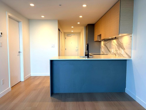 3307-13725 George Junction, Surrey, BC 