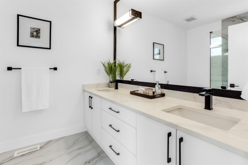 20957 83 Avenue, Langley, BC 