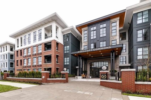 418-15138 34 Avenue  Surrey, BC V3S 0L3