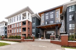 418-15138 34 Avenue  Surrey, BC V3S 0L3