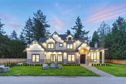 13988 20a Avenue  Surrey, BC V4A 4H5