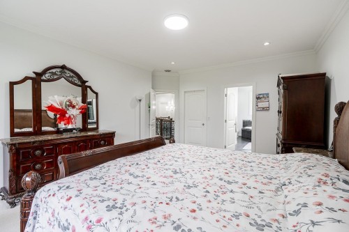14867 76A Avenue, Surrey, BC - Indoor Photo Showing Bedroom