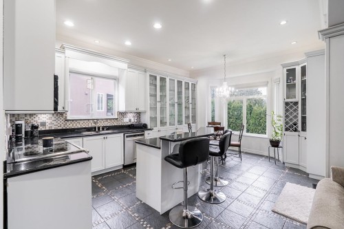 14867 76A Avenue, Surrey, BC - Indoor Photo Showing Kitchen With Upgraded Kitchen