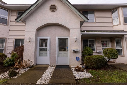 4-3380 Gladwin Road  Abbotsford, BC V2S 7G1