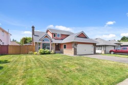 4863 209 Street  Langley, BC V3A 8V4