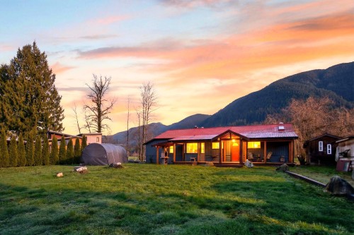 10148 Mountainview Road  Mission, BC V2V 4J1