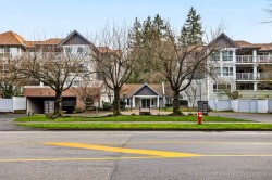 109-9650 148 Street  Surrey, BC V3R 0W2