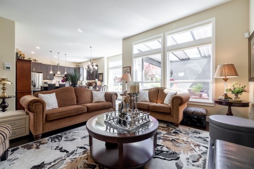 6068 163A Street, Surrey, BC 