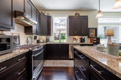 6068 163A Street, Surrey, BC 