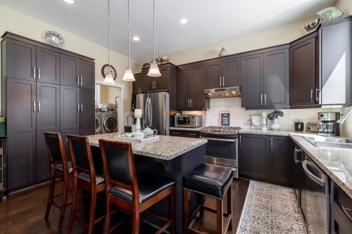 6068 163A Street, Surrey, BC 