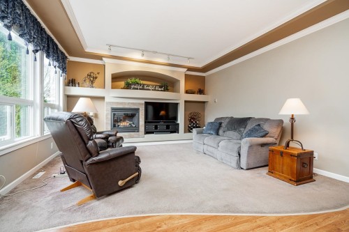 18954 71 Avenue, Surrey, BC 