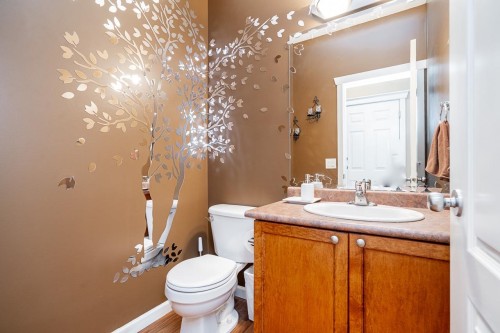 18954 71 Avenue, Surrey, BC 