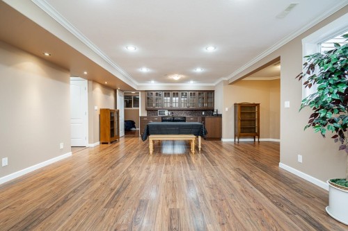 18954 71 Avenue, Surrey, BC 