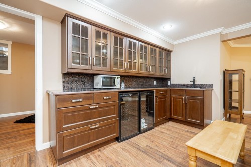 18954 71 Avenue, Surrey, BC 