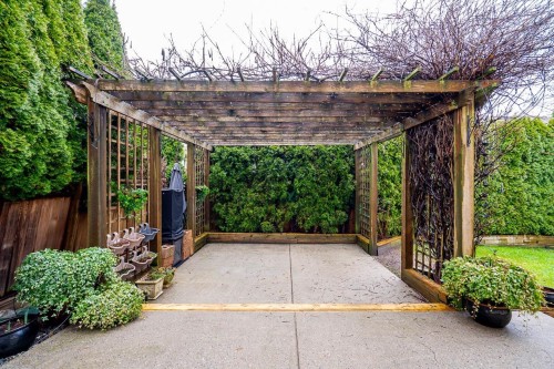 18954 71 Avenue, Surrey, BC 