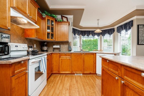 18954 71 Avenue, Surrey, BC 