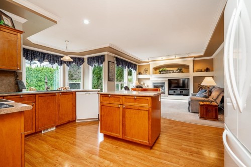 18954 71 Avenue, Surrey, BC 