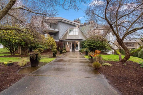 202-14950 Thrift Avenue  White Rock, BC V4B 2J9