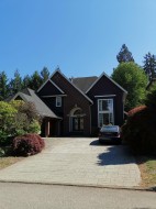 15600 109a  Surrey, BC V4N 4T6