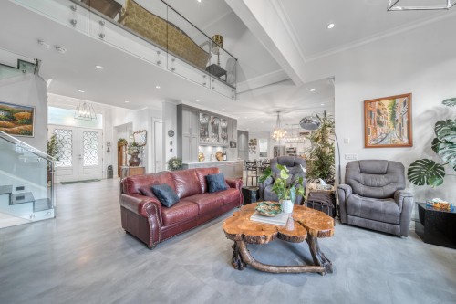 13766 56A Avenue, Surrey, BC 