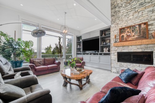 13766 56A Avenue, Surrey, BC 