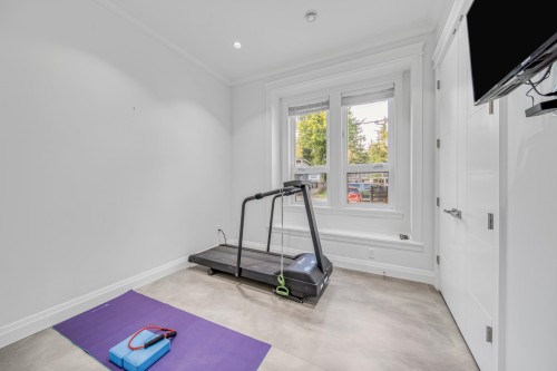 13766 56A Avenue, Surrey, BC 