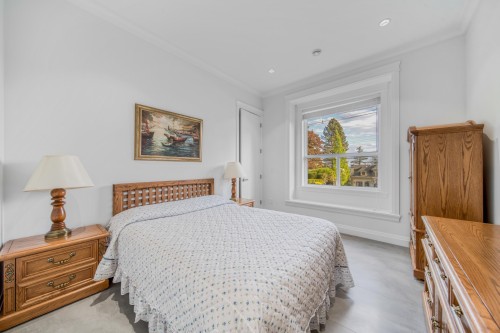 13766 56A Avenue, Surrey, BC 