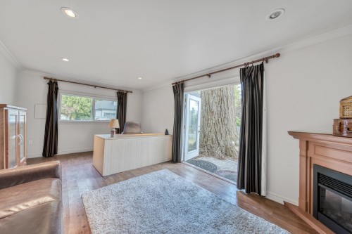 13766 56A Avenue, Surrey, BC 