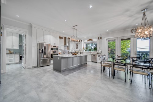 13766 56A Avenue, Surrey, BC 