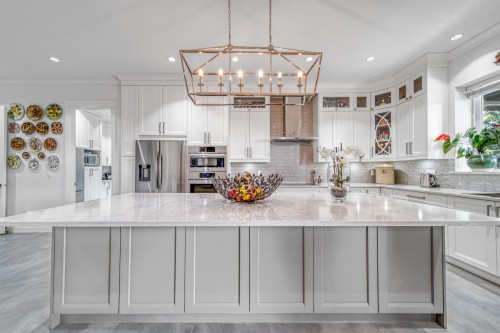 13766 56A Avenue, Surrey, BC 